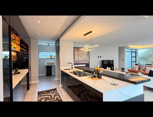 5 BEDROOM HOUSE FOR SALE IN MIDSTREAM HEIGHTS